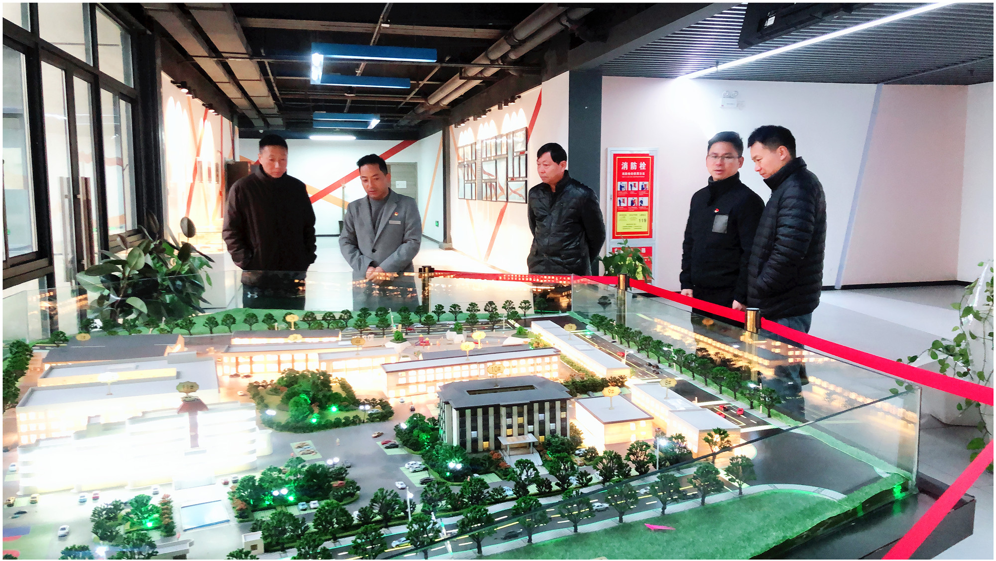 廬陽(yáng)區(qū)政協(xié)黨組成員、秘書長(zhǎng)尹楊 蒞臨廬陽(yáng)建華文創(chuàng)園調(diào)研指導(dǎo)