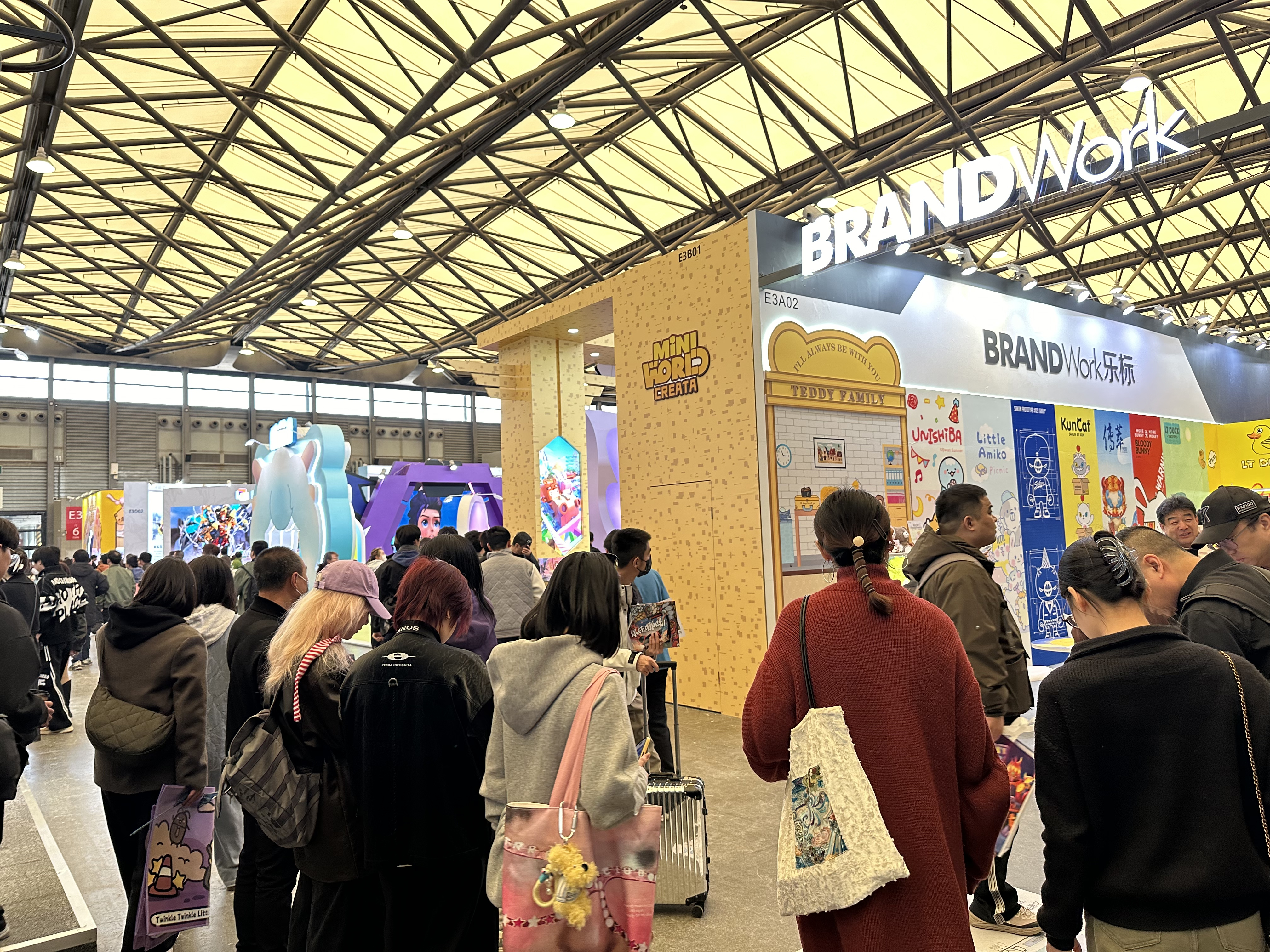 錢江商城參觀第11屆國際IP授權產業（上海）博覽會