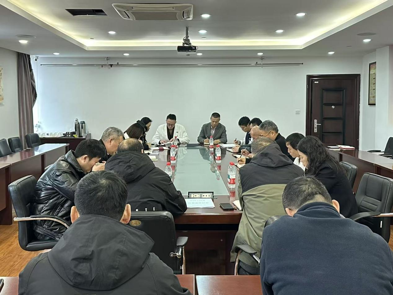 錢江商城召開2025年12月工作例會