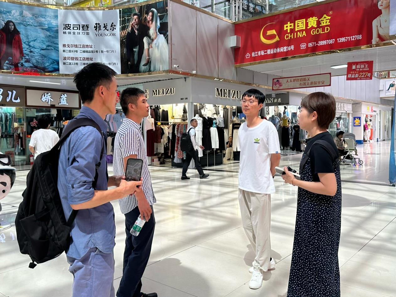 新昌羊毛衫兔毛市場(chǎng)一行赴錢(qián)江商城共探發(fā)展新路徑