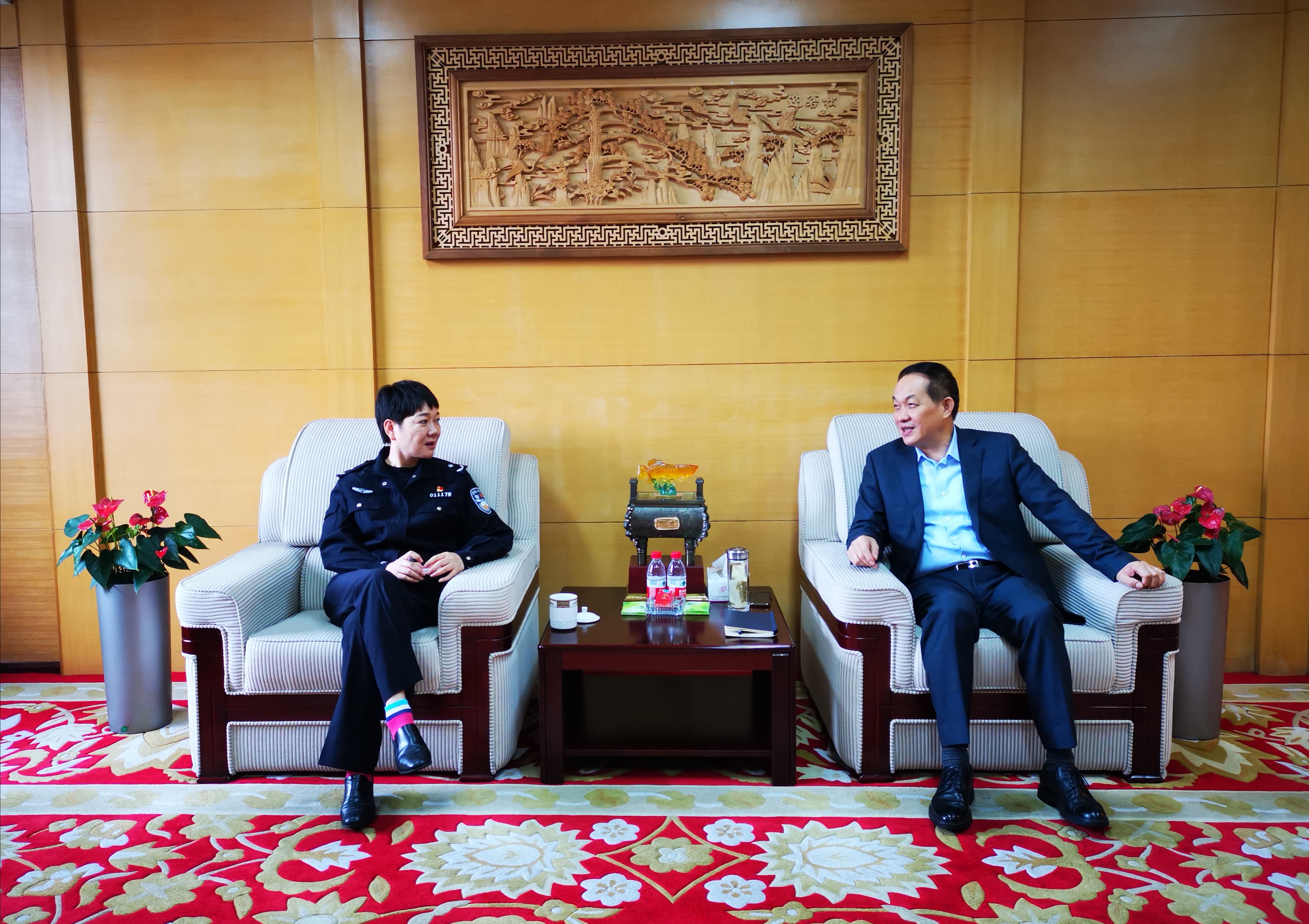 拱墅區(qū)公安分局領(lǐng)導(dǎo)蒞臨集團(tuán)走訪