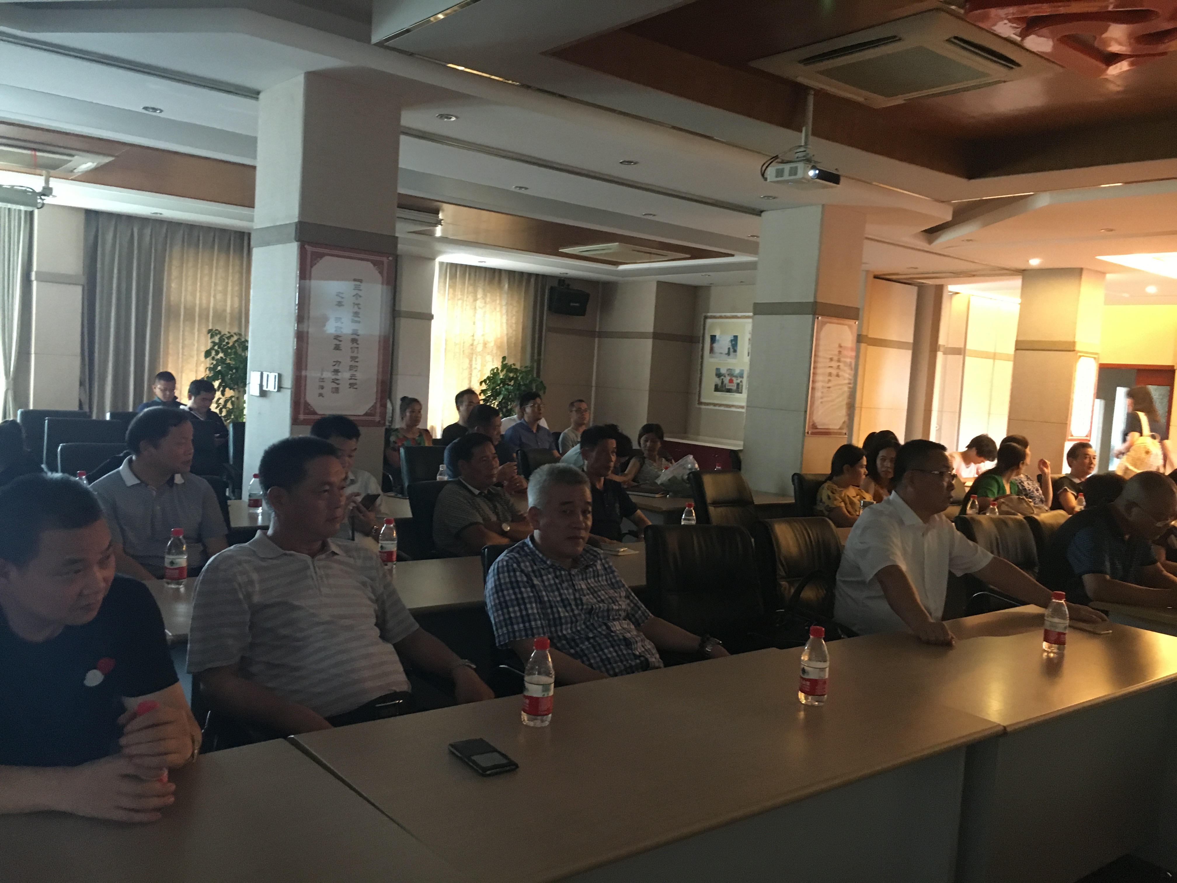 2篇-沒有共產黨就沒有新中國觀后感 (7).jpg